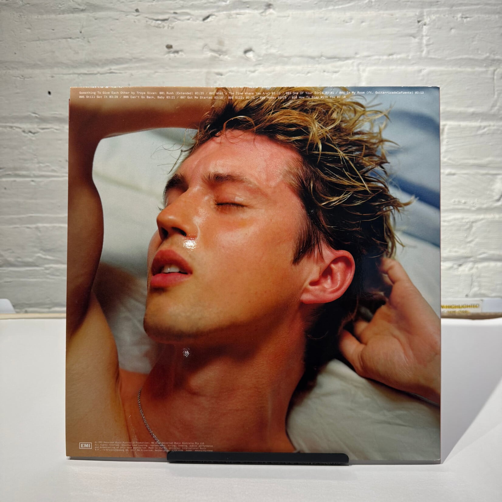 [Pop Girl] Sivan, Troye: Something To Give Each Other (2025, UK, Ltd. Ed. Honey Filled, Ex) [CAPITOL]