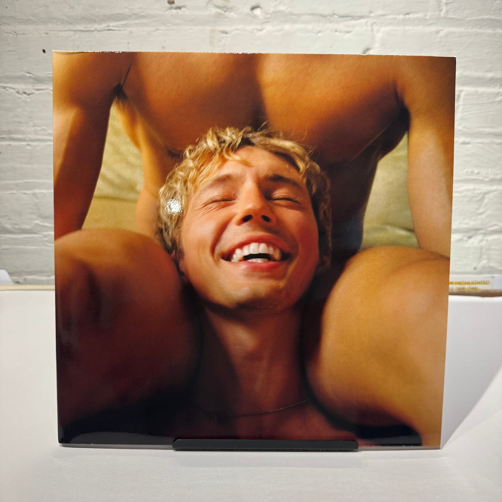 [Pop Girl] Sivan, Troye: Something To Give Each Other (2025, UK, Ltd. Ed. Honey Filled, Ex) [CAPITOL]
