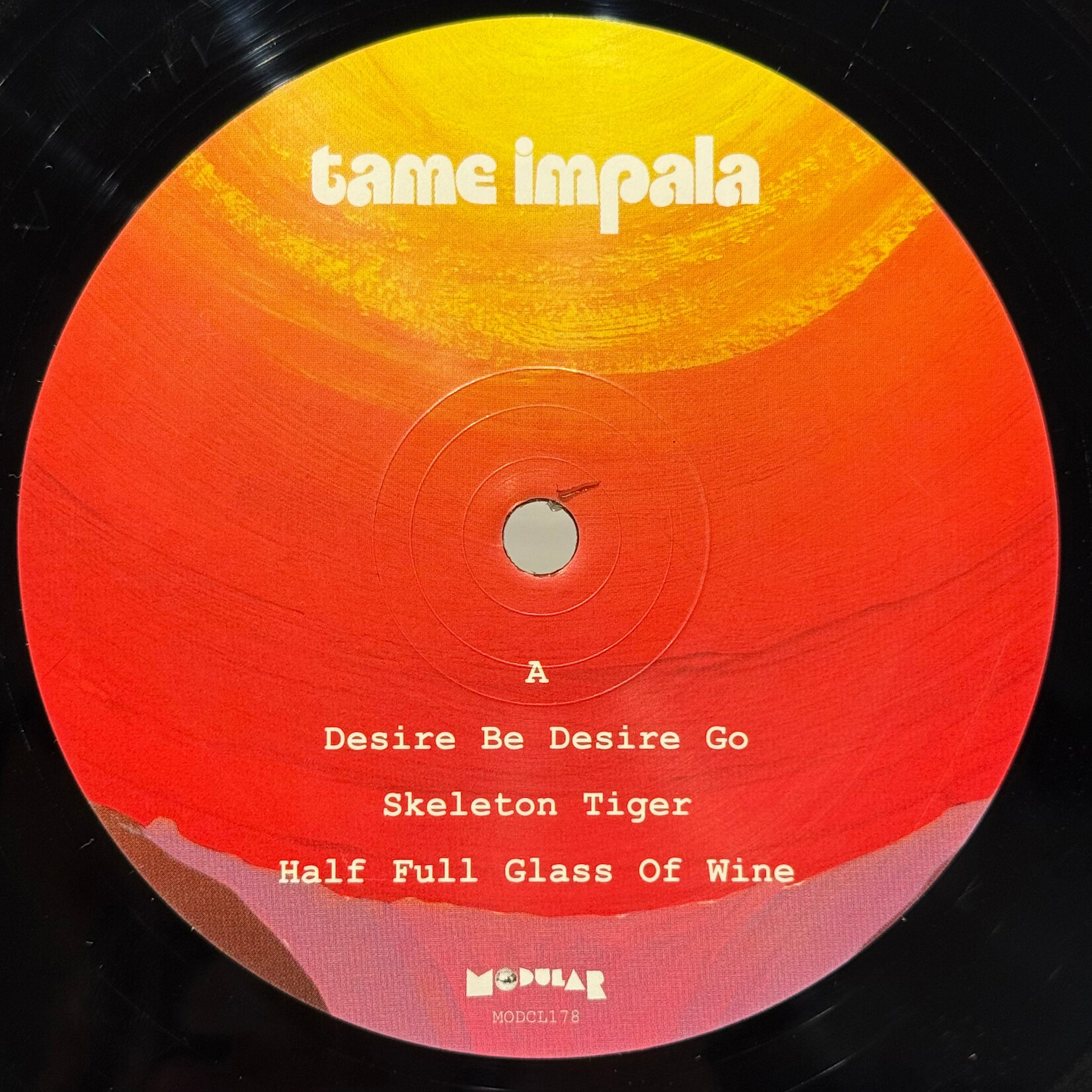 [Kollectible Vinyl] Tame Impala: Tame Impala (2013, Europe, MPO Press) [MODULAR]