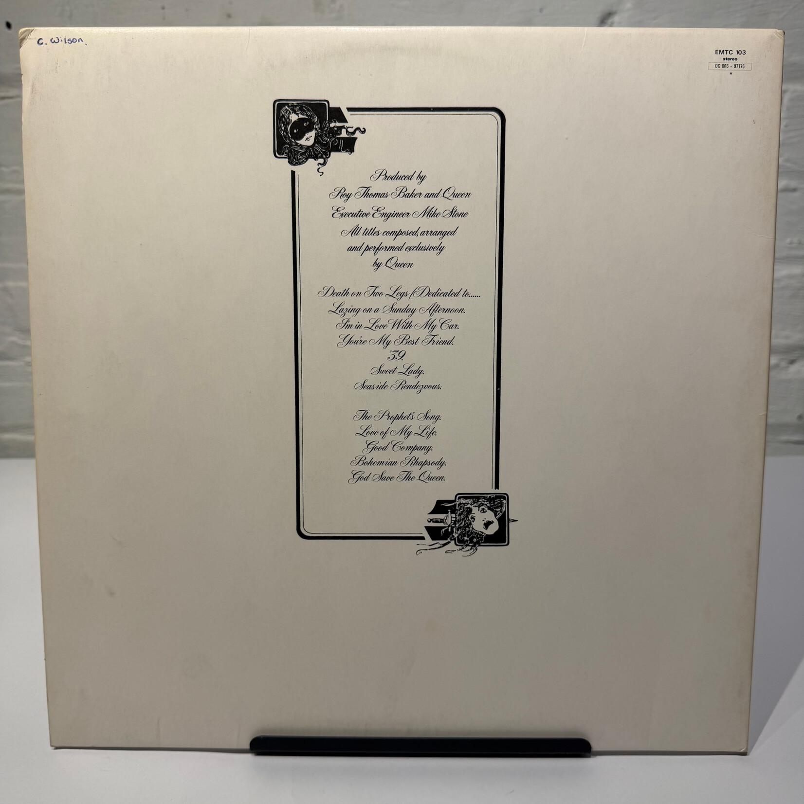 [Kollectible Vinyl] Queen: A Night At The Opera (1975, UK, Gate Fold, Embossed Cover, VG) [EMI]