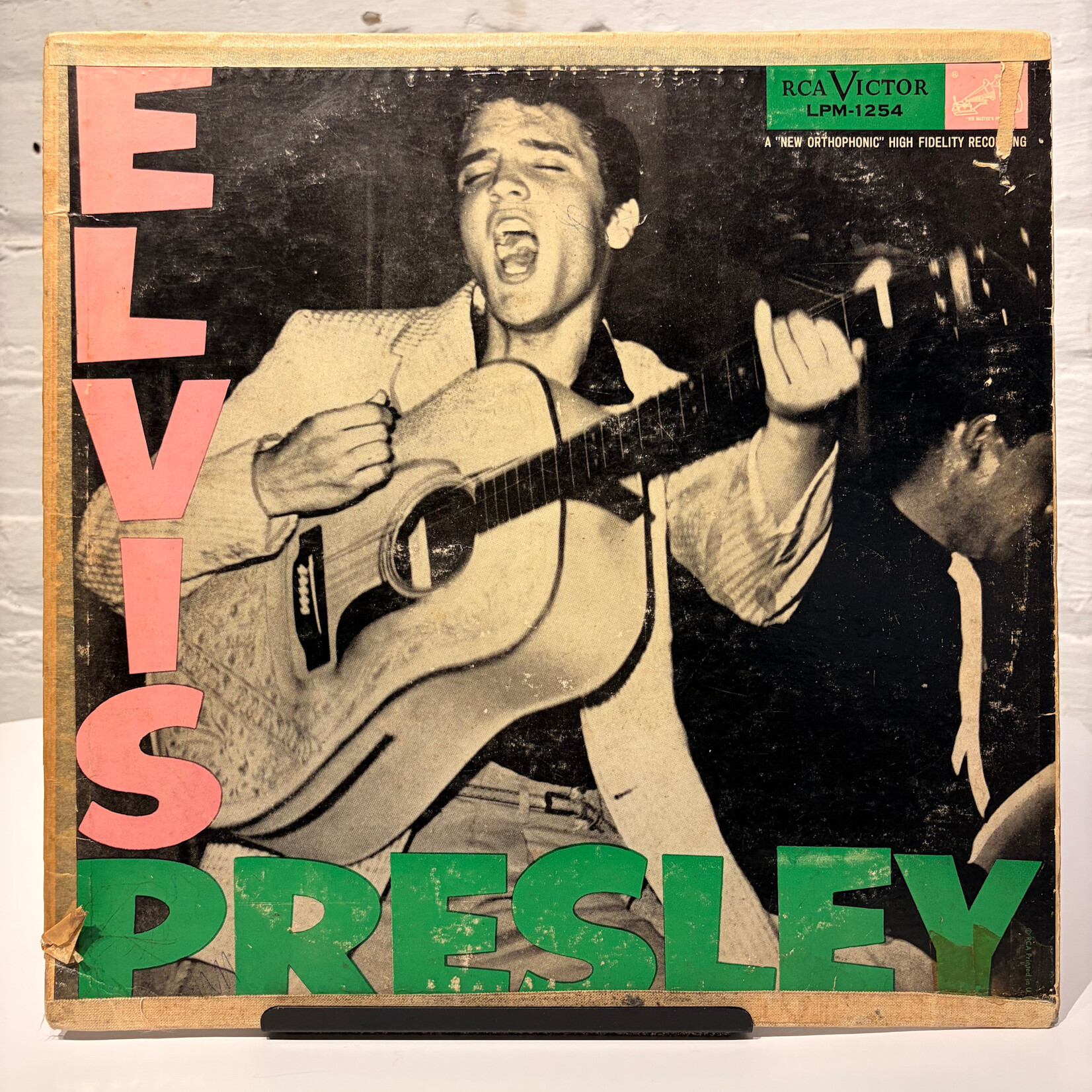 [Kollectible Vinyl] Presley, Elvis: Self-Titled (1956, Canada, Blue Label, G+) [RCA]