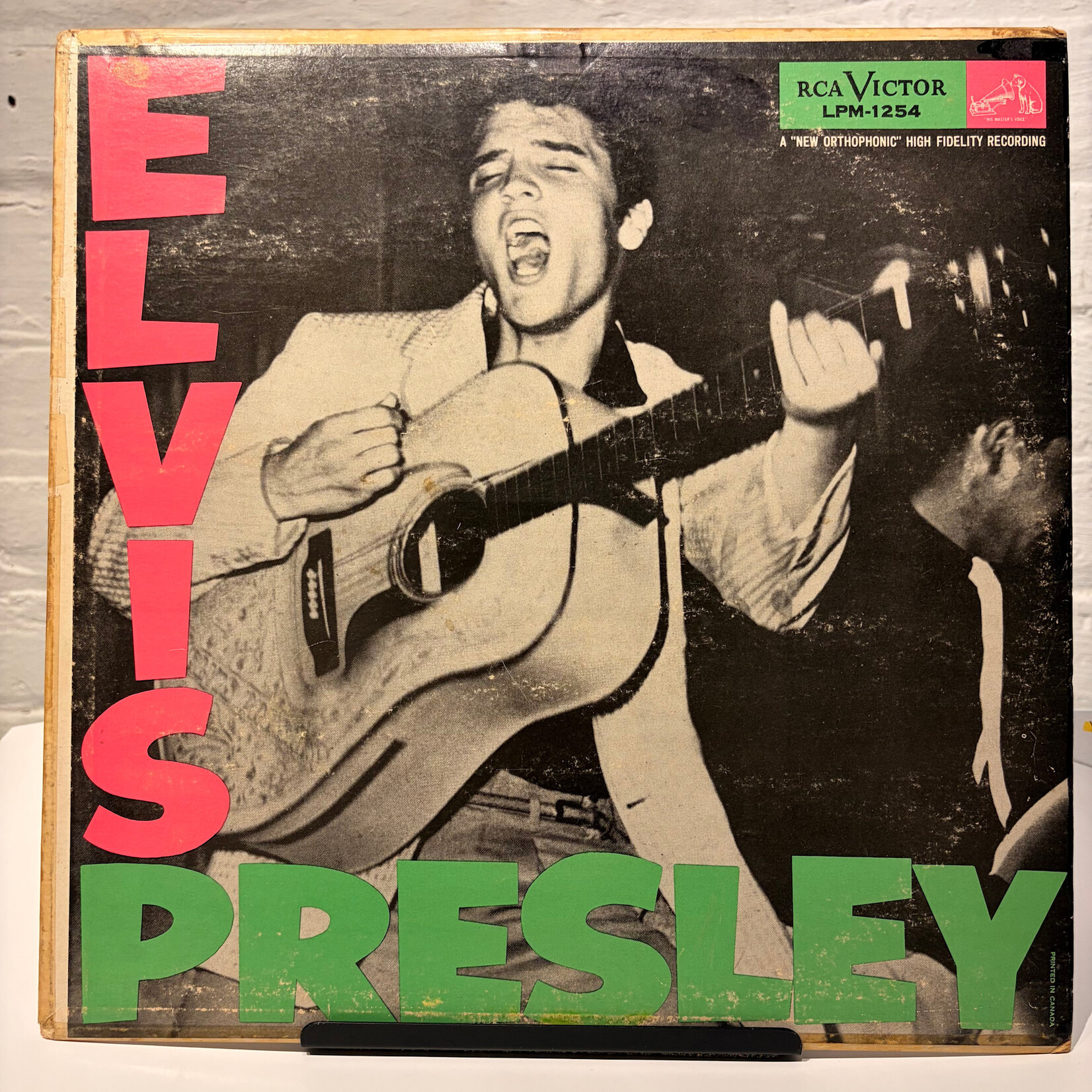 [Kollectible Vinyl] Presley, Elvis: Self-Titled (1956, Canada, Black RCA, Mono, VG) [RCA]