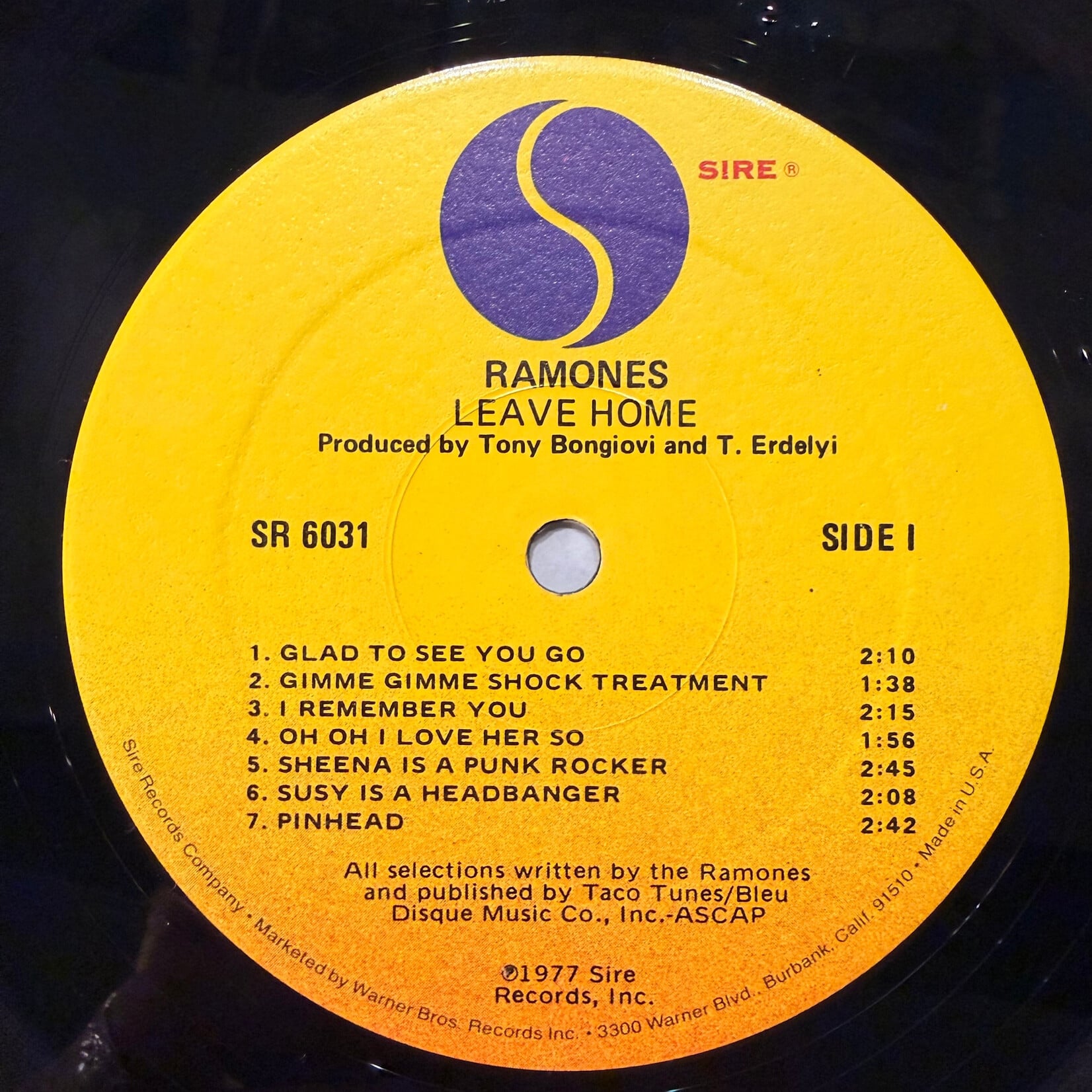 [Kollectible Vinyl] Ramones: Leave Home (1977, USA, VG+) [SIRE]
