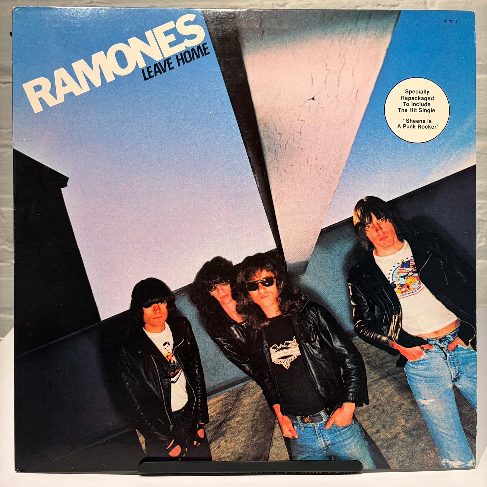 [Kollectible Vinyl] Ramones: Leave Home (1977, USA, VG+) [SIRE]