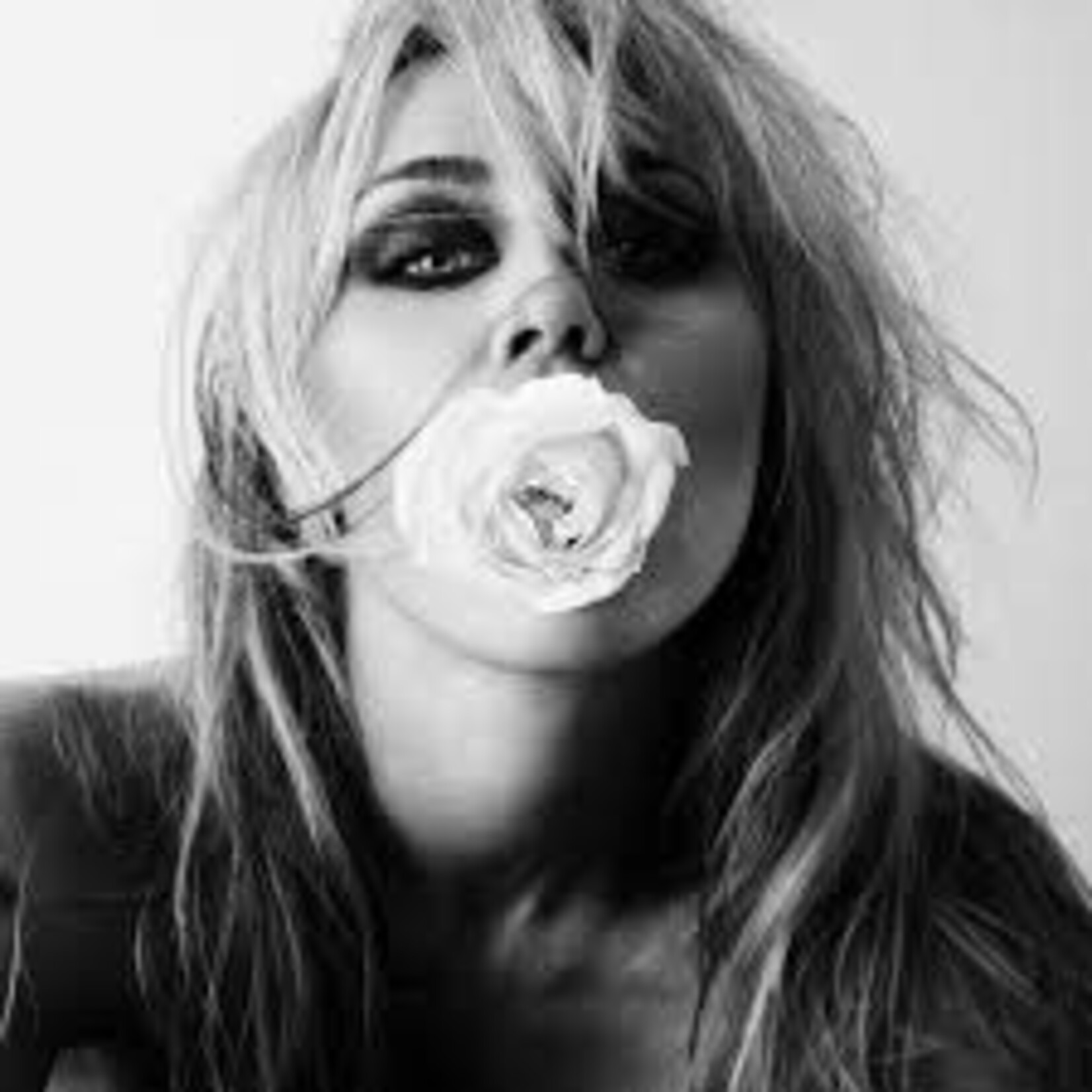 [New] Cyrus, Miley: Bass Persuades (indie exclusive apple vinyl) [ATLANTIC]