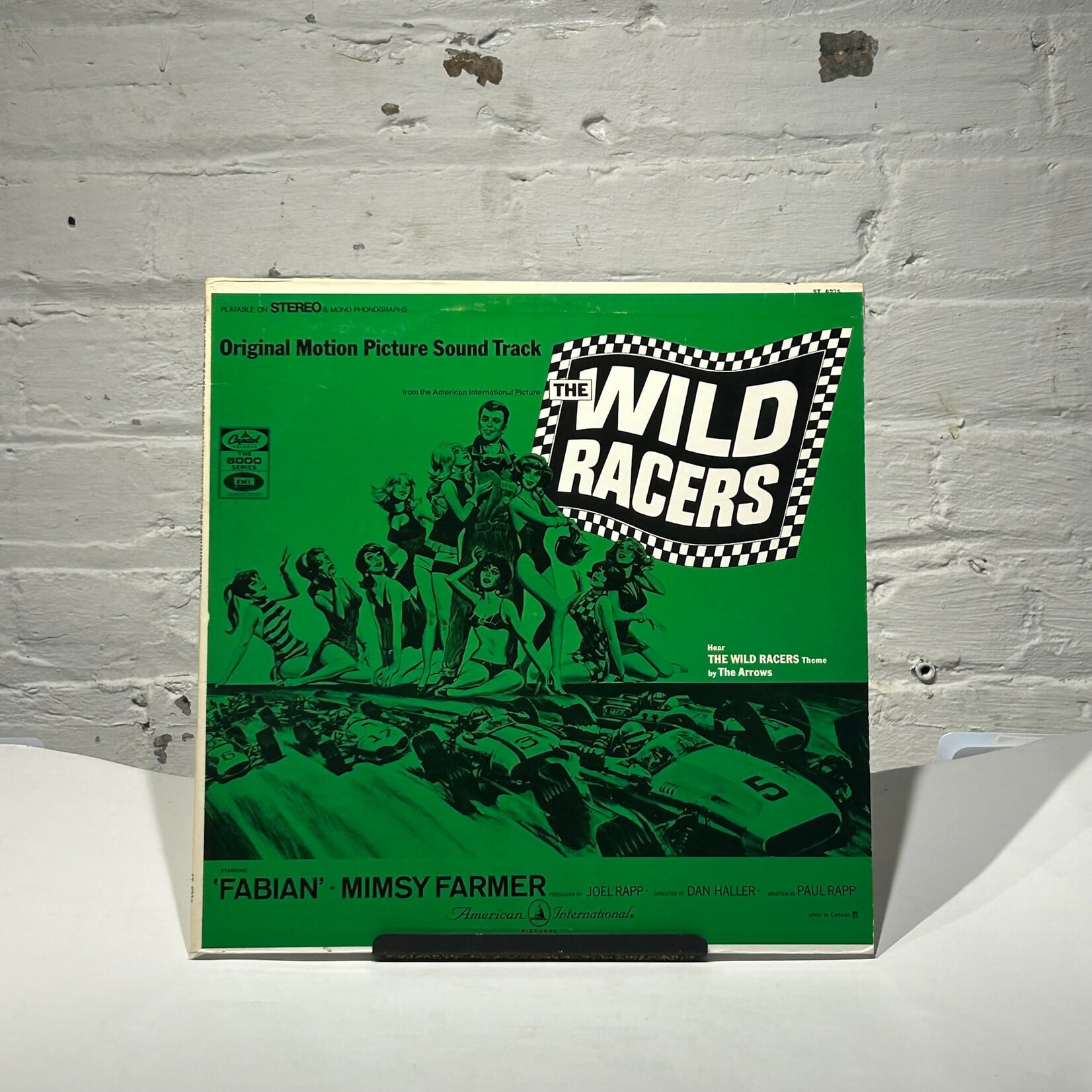 [Nick's Disk Pics] Sidewalk Sounds: The Wild Racers (Original Motion Picture Soundtrack) (1968, Canada, EX) [CAPITOL RECORDS]