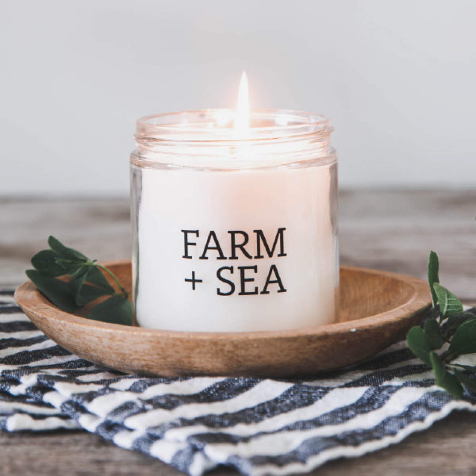 Farm + Sea Farm + Sea - 7.5 oz. Candle Jar - Rosemary + Mint