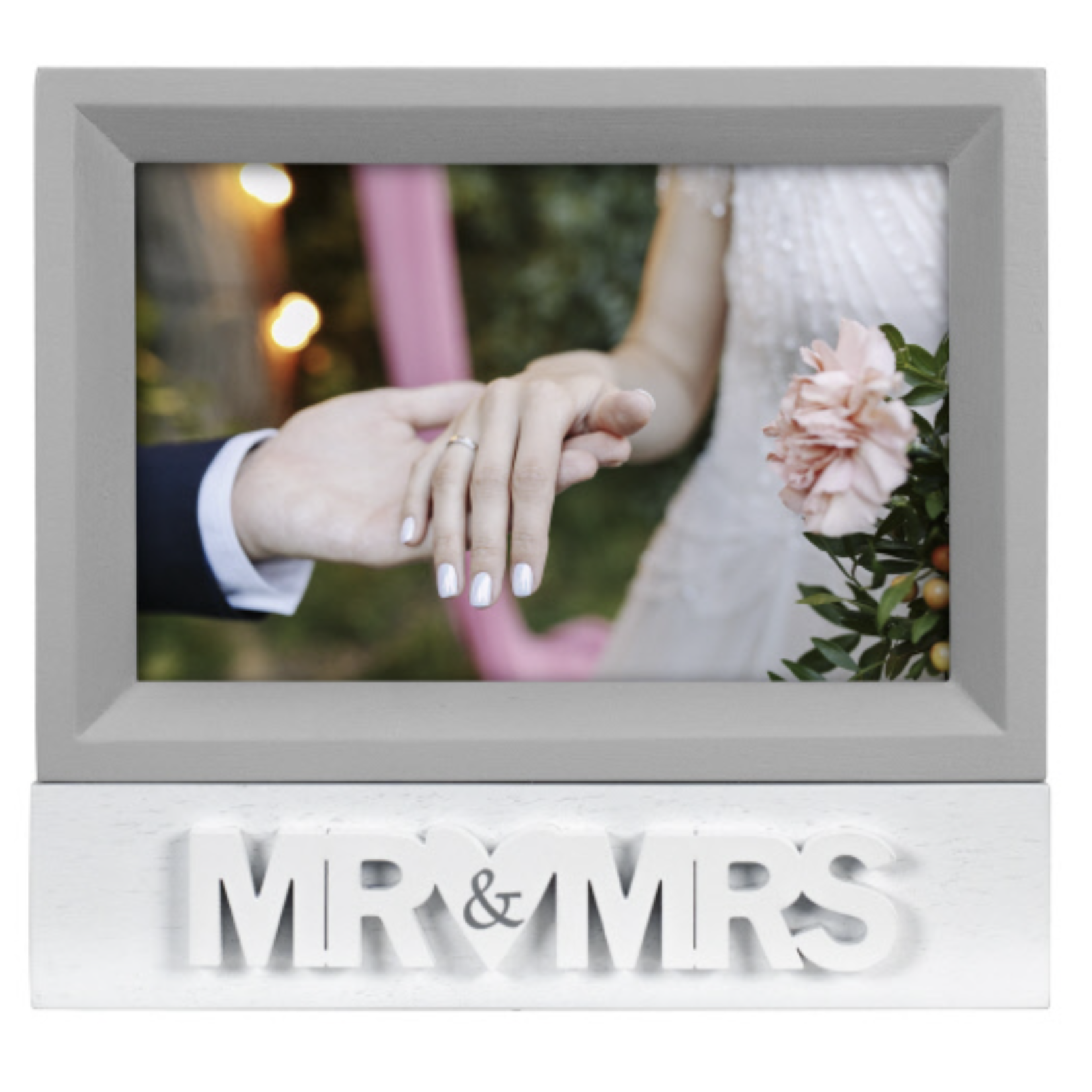 Malden - 4x6 Mr & Mrs Letters Frame