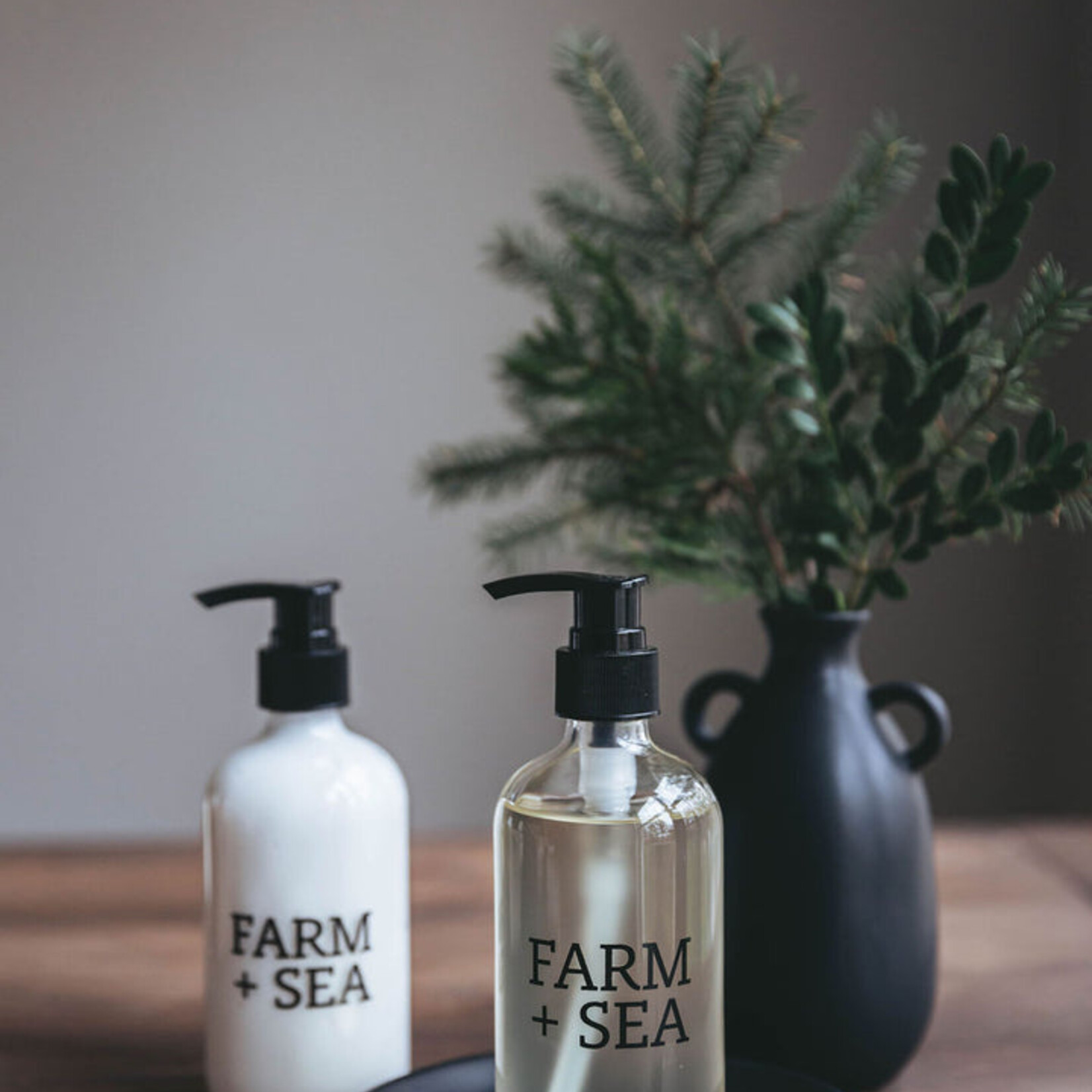 Farm + Sea Farm + Sea - Glass Pump Liquid Hand Soap - Beach Girl
