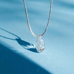 &LIVY &LIVY - Silver Shade HYEVIBE Light Prism Crystal Necklace Sliders