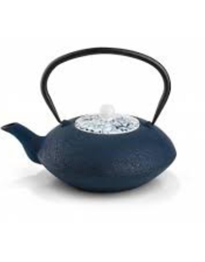 Gourmet Kitchenworks/Gefu Bredemeijer 40 fl oz Cast Iron Teapot with procelain lid