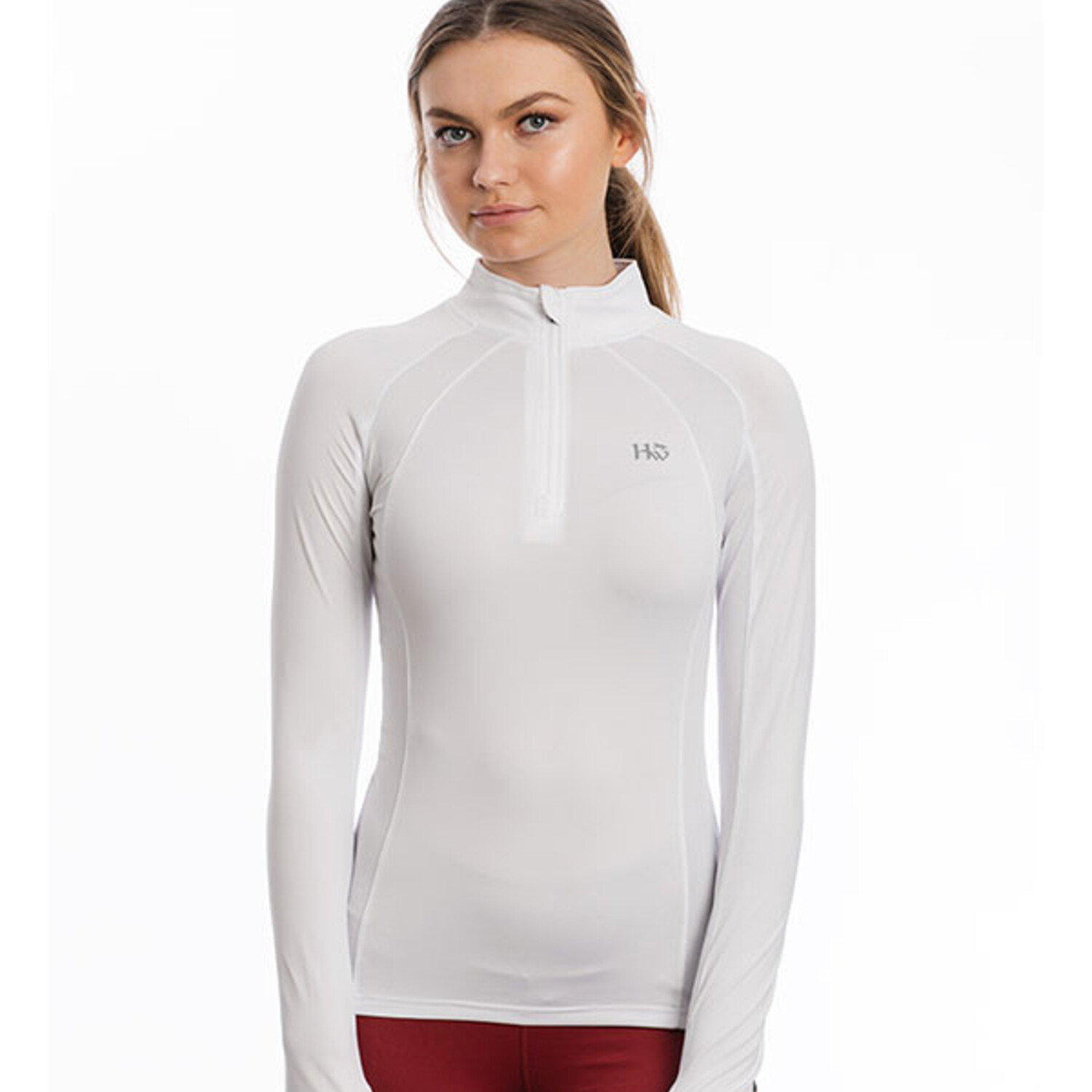 https://cdn.shoplightspeed.com/shops/621429/files/23139205/1500x1500x1/aveen-technical-long-sleeve-top.webp