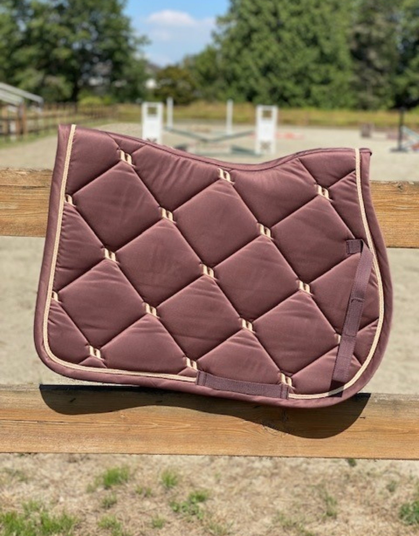 BACK ON TRACK NIGHTS COLLECTION JUMP SADDLE PAD