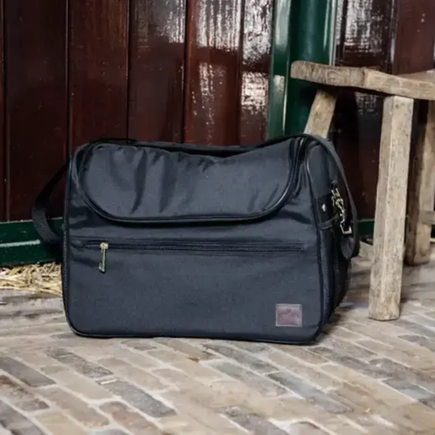 GROOMING BAG SET