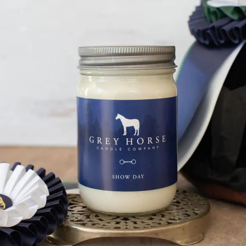 GREY HORSE CANDLE