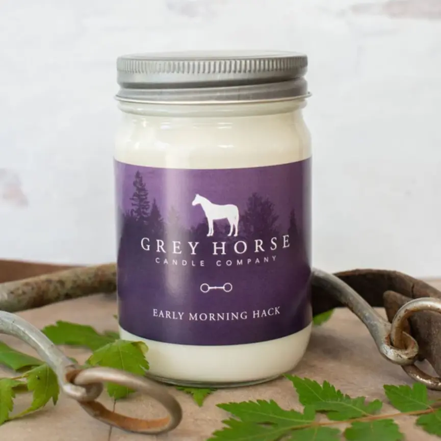 GREY HORSE CANDLE
