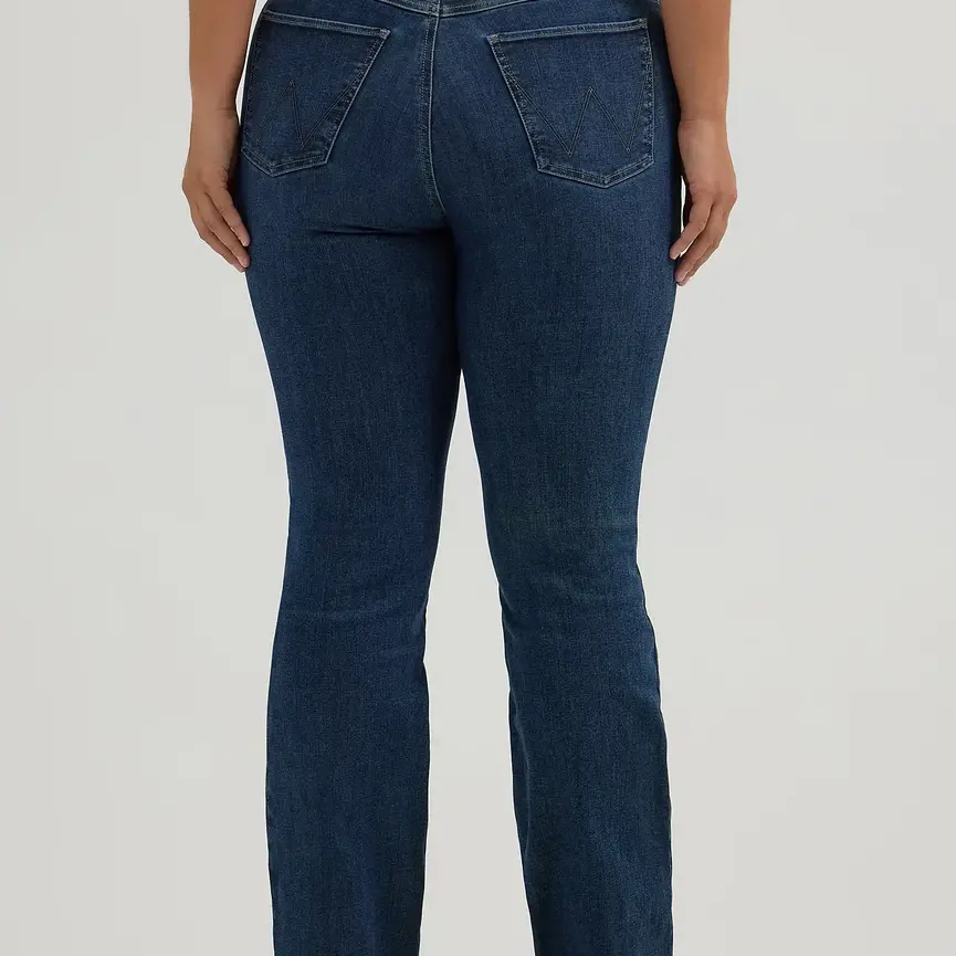 Bespoke High Rise Bootcut Jean in Lacey