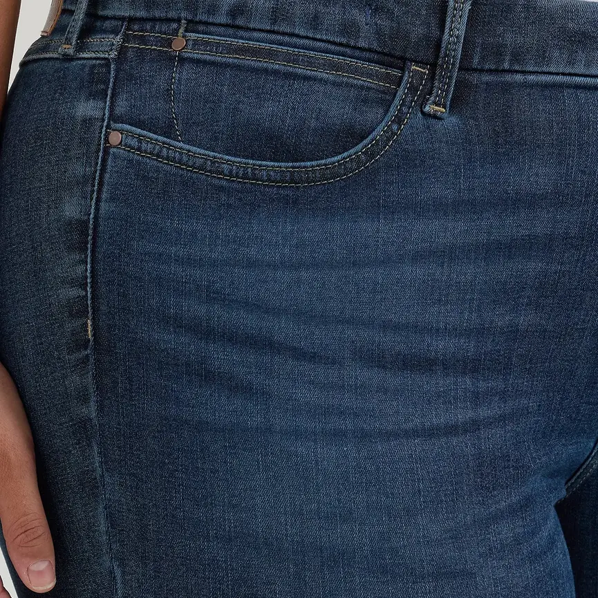 Bespoke High Rise Bootcut Jean in Lacey
