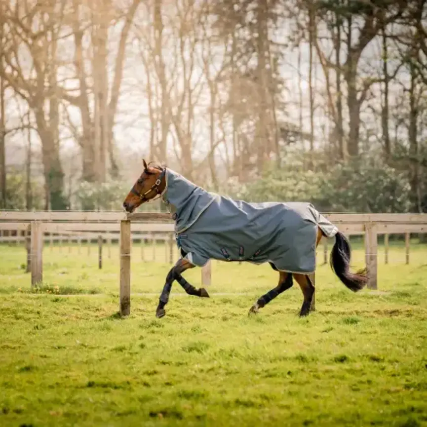 Bravo 12 Plus Pony Turnout (0g Light)