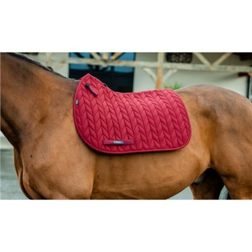 Close Contact Saddle Pad
