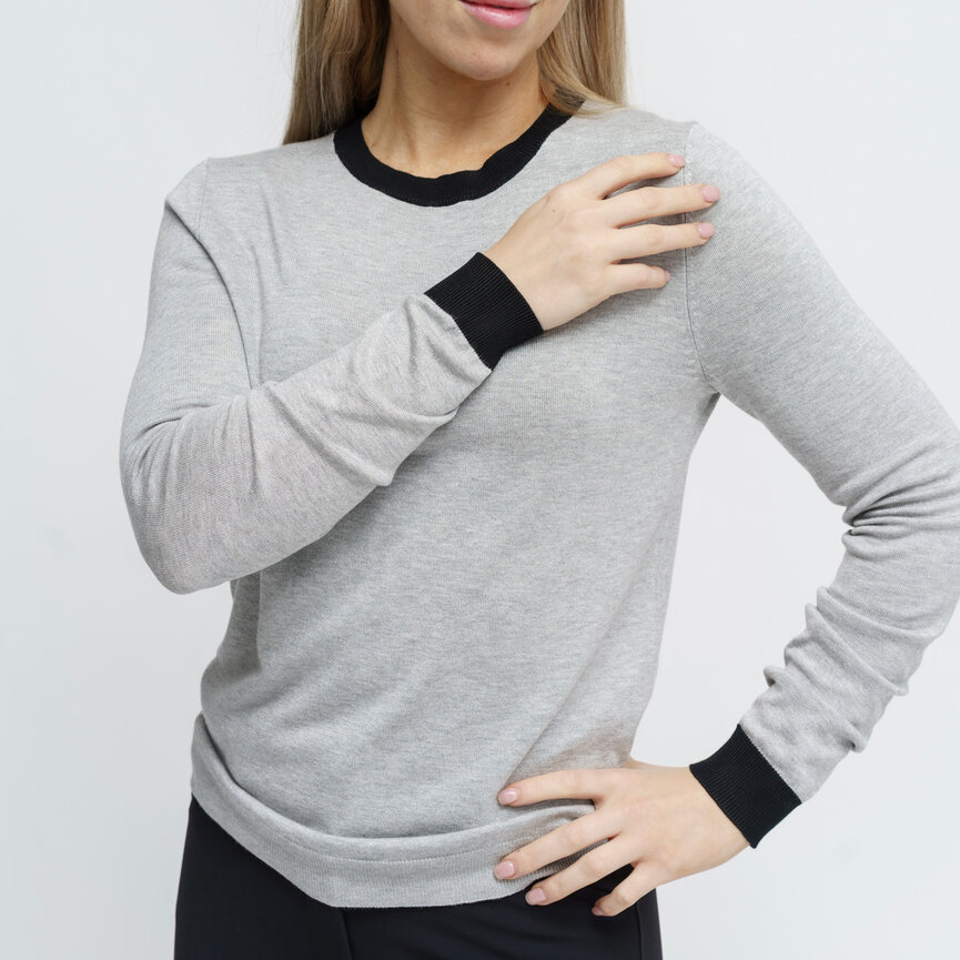 CONTRAST CREWNECK SWEATER