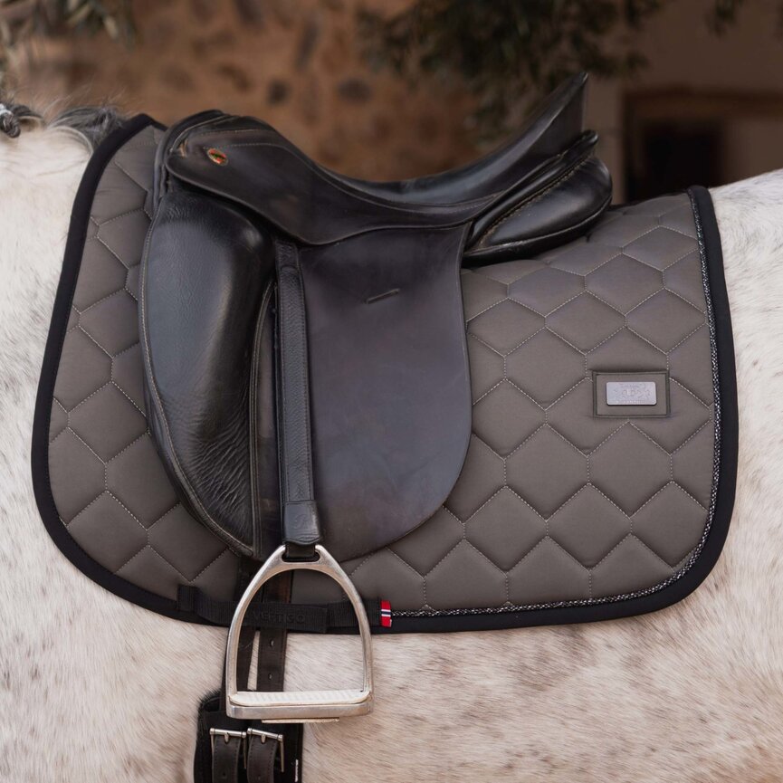 Onyx Dressage Saddle Pad - Chimera