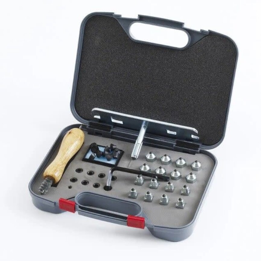 Stud Kit with Plastic Case