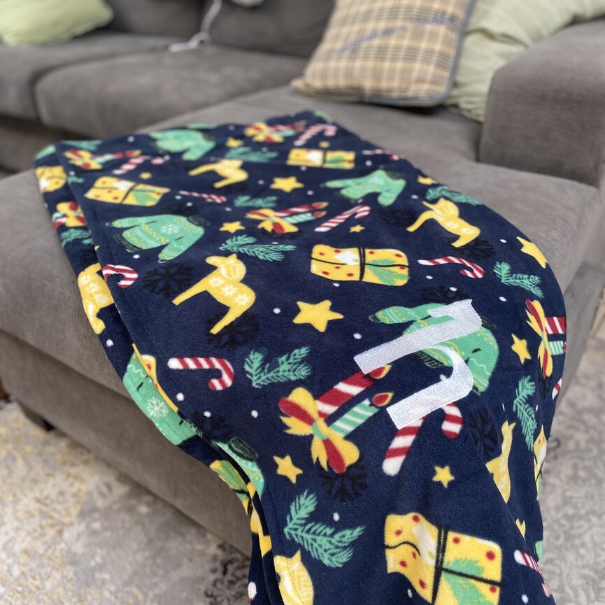 Santa Christmas Throw Blanket - Christmas Jumper Print