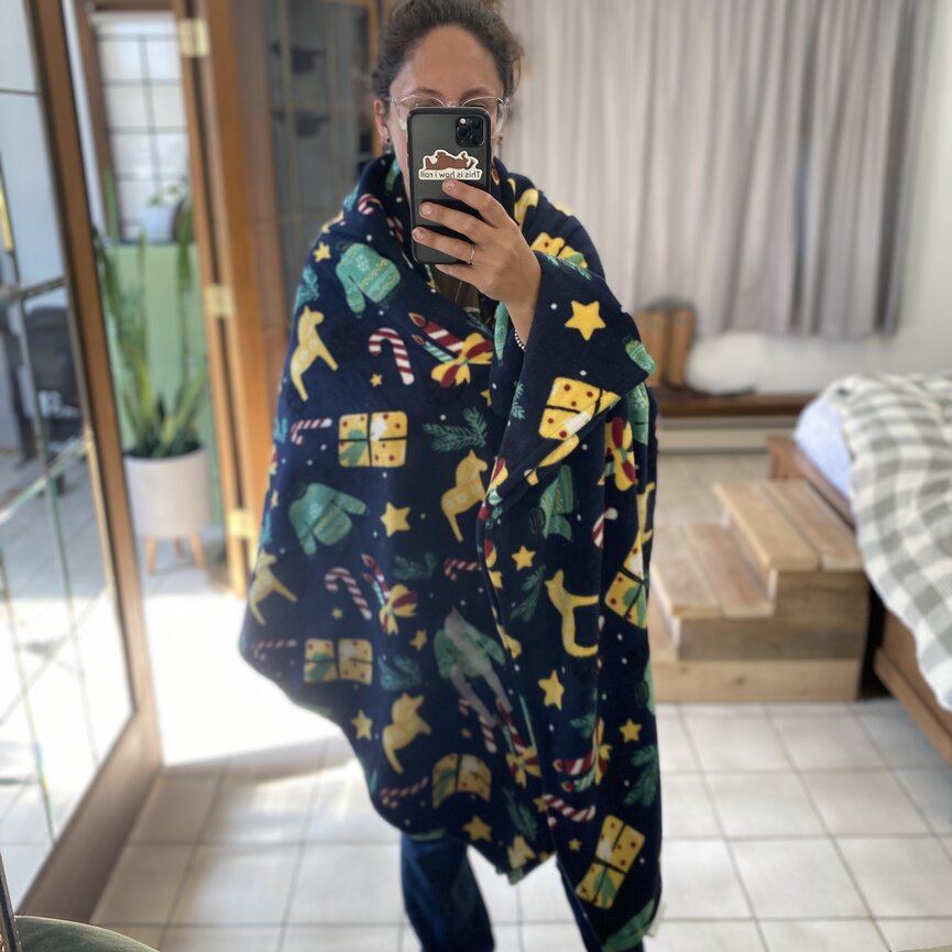 Santa Christmas Throw Blanket - Christmas Jumper Print