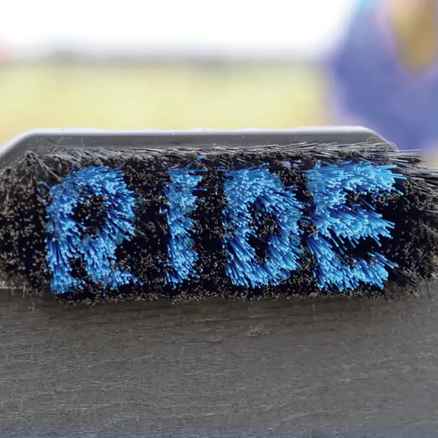 LARGE RIDE BRUSH