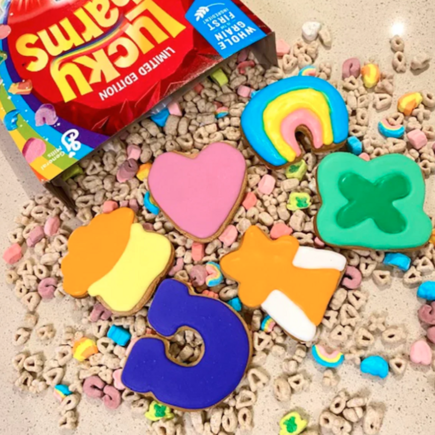 THE BLISSFUL EQUESTRIAN ICING COOKIES