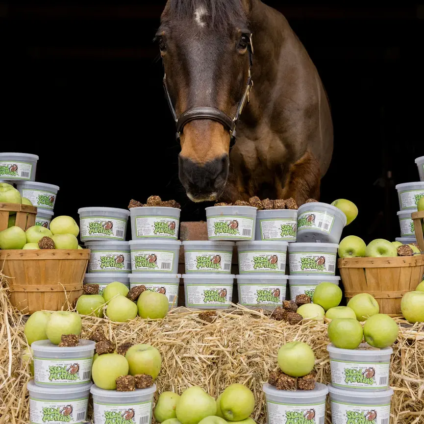 STUD MUFFINS HORSE TREATS APPLE 20 OZ