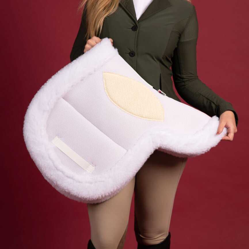 The Leaf Hunter Show Pad with Memory Foam