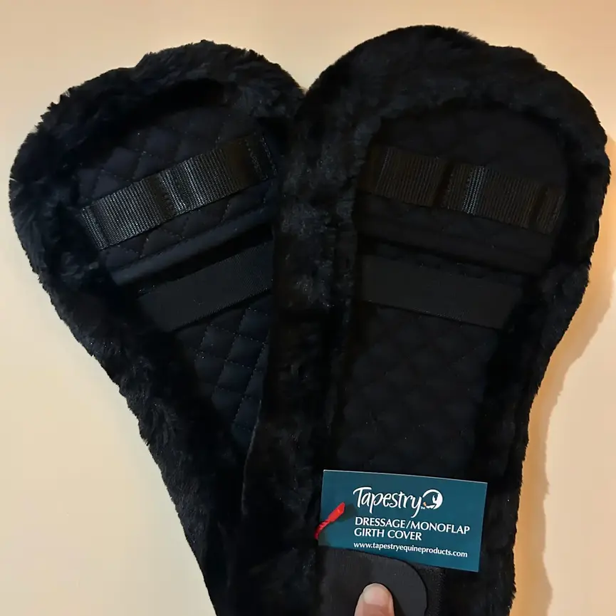 Tapestry Dressage/Monoflap Girth Cover