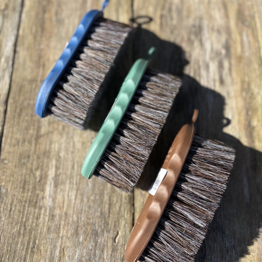SMALL HORSE HAIR BRUSH (ASSORTED)