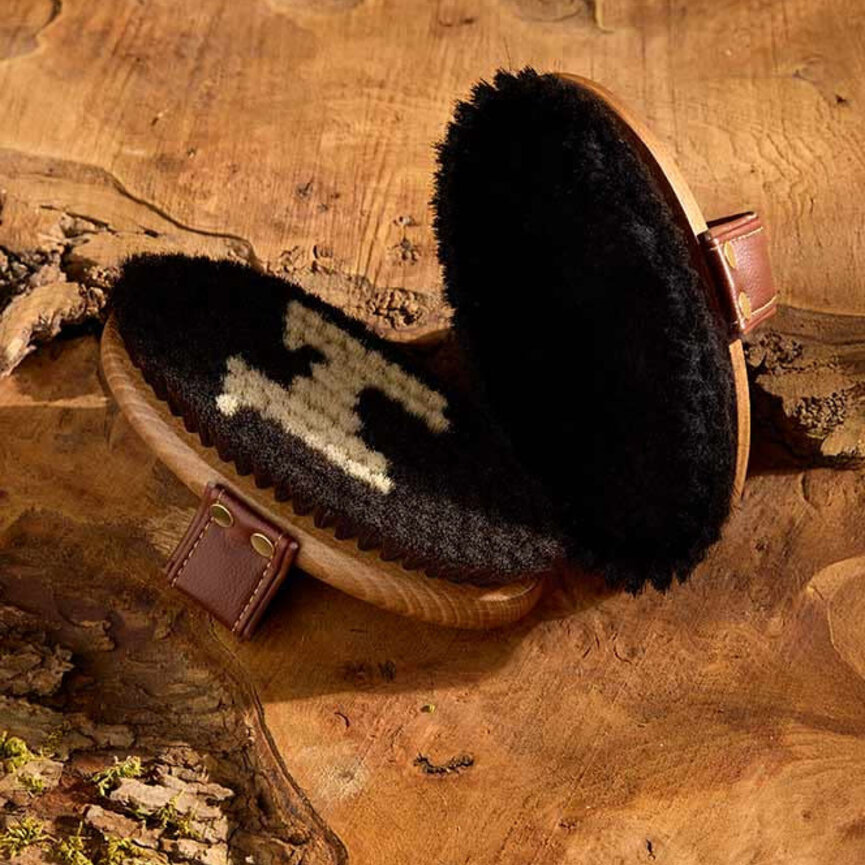 Horseware Signature Polishing Brush