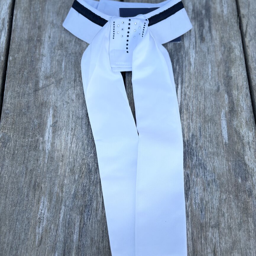Equinavia Bree Pre-Tied Stock Tie