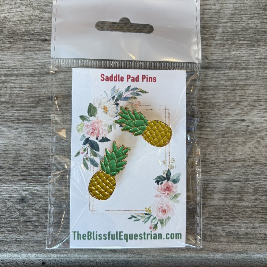 Saddle Pad Show Pins