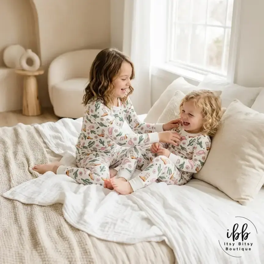 Sweet Stampede – 2-Piece Sleepwear Set