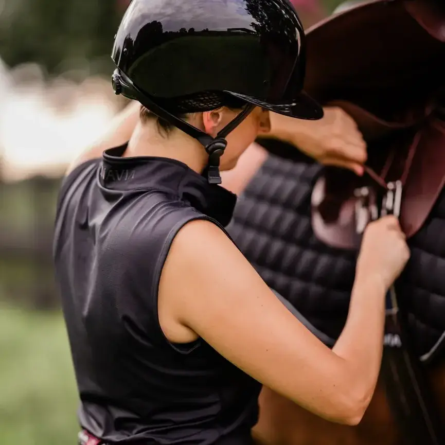 Crown Glossy Mips Riding Helmet - Black/Black Shimmer