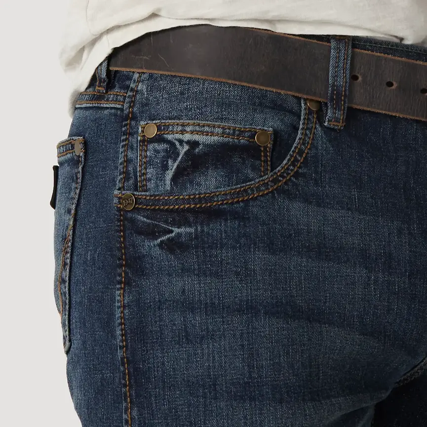 MEN'S RETRO SLIM FIT STRAIGHT LEG JEAN IN BOZEMAN