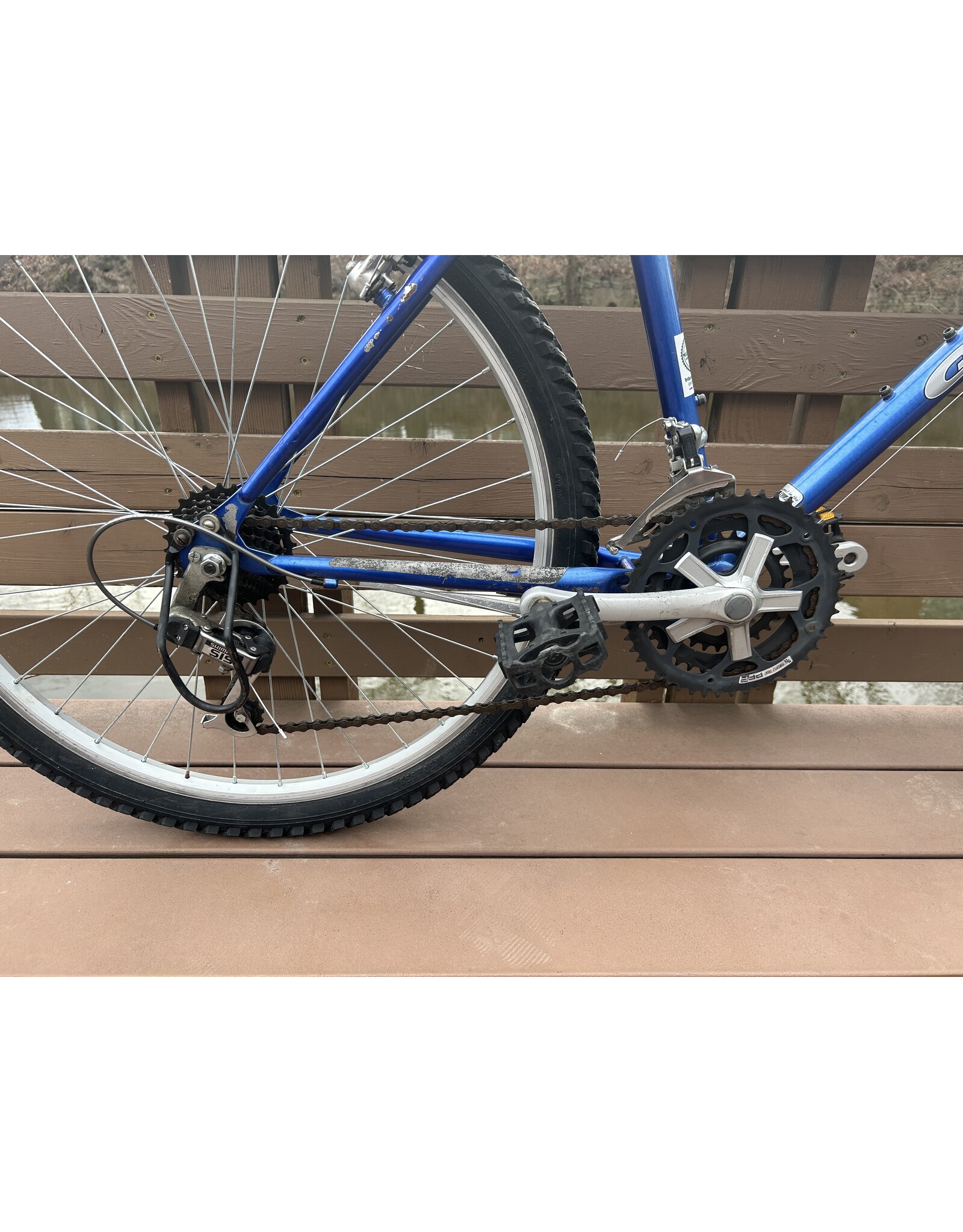 Giant Upland MTB, 16 in, blue