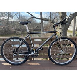 Schwinn Sierra MOS, 19 in/L, Dark Chrome