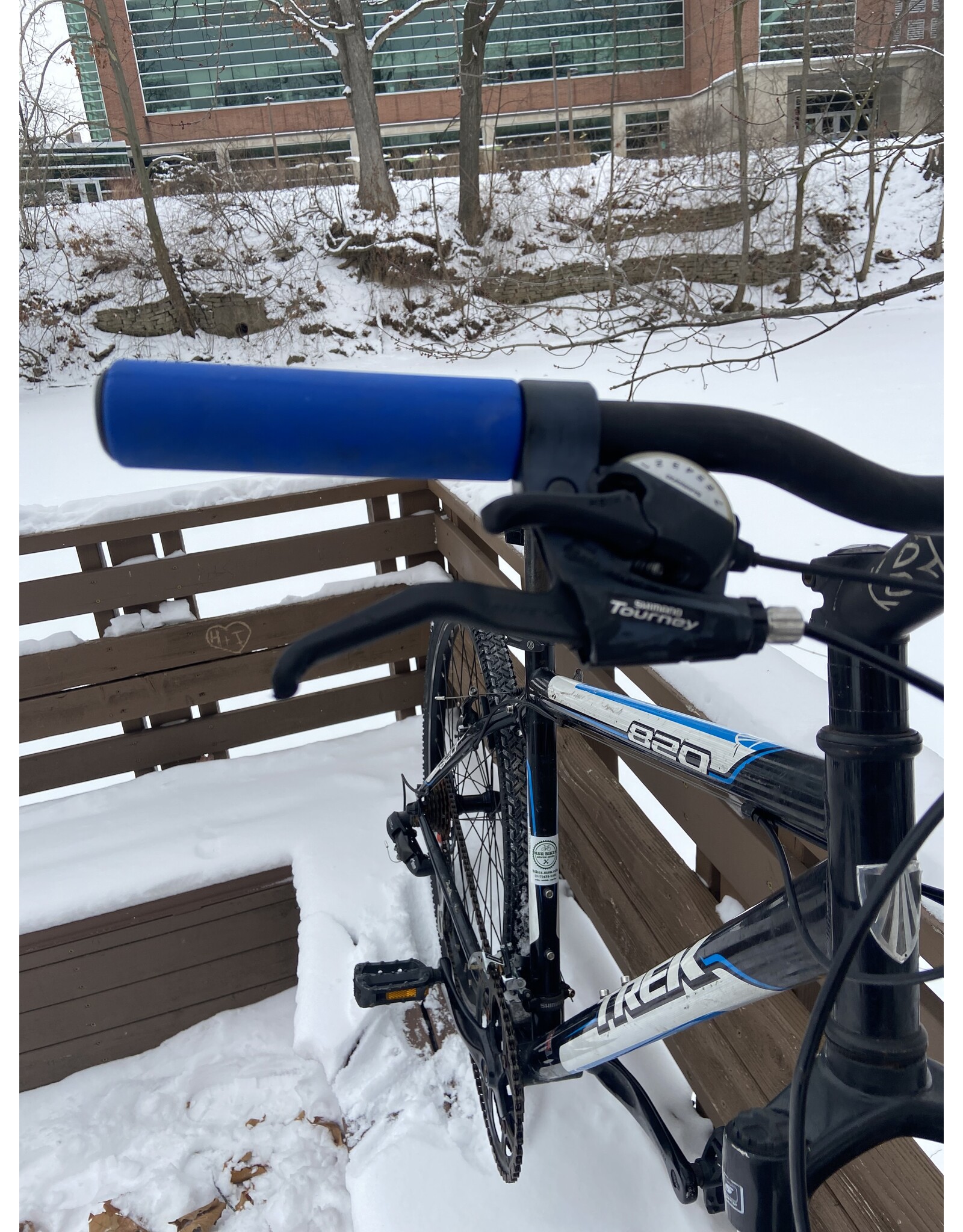 Trek, 820 ST, Black/White/Blue, 17in/M
