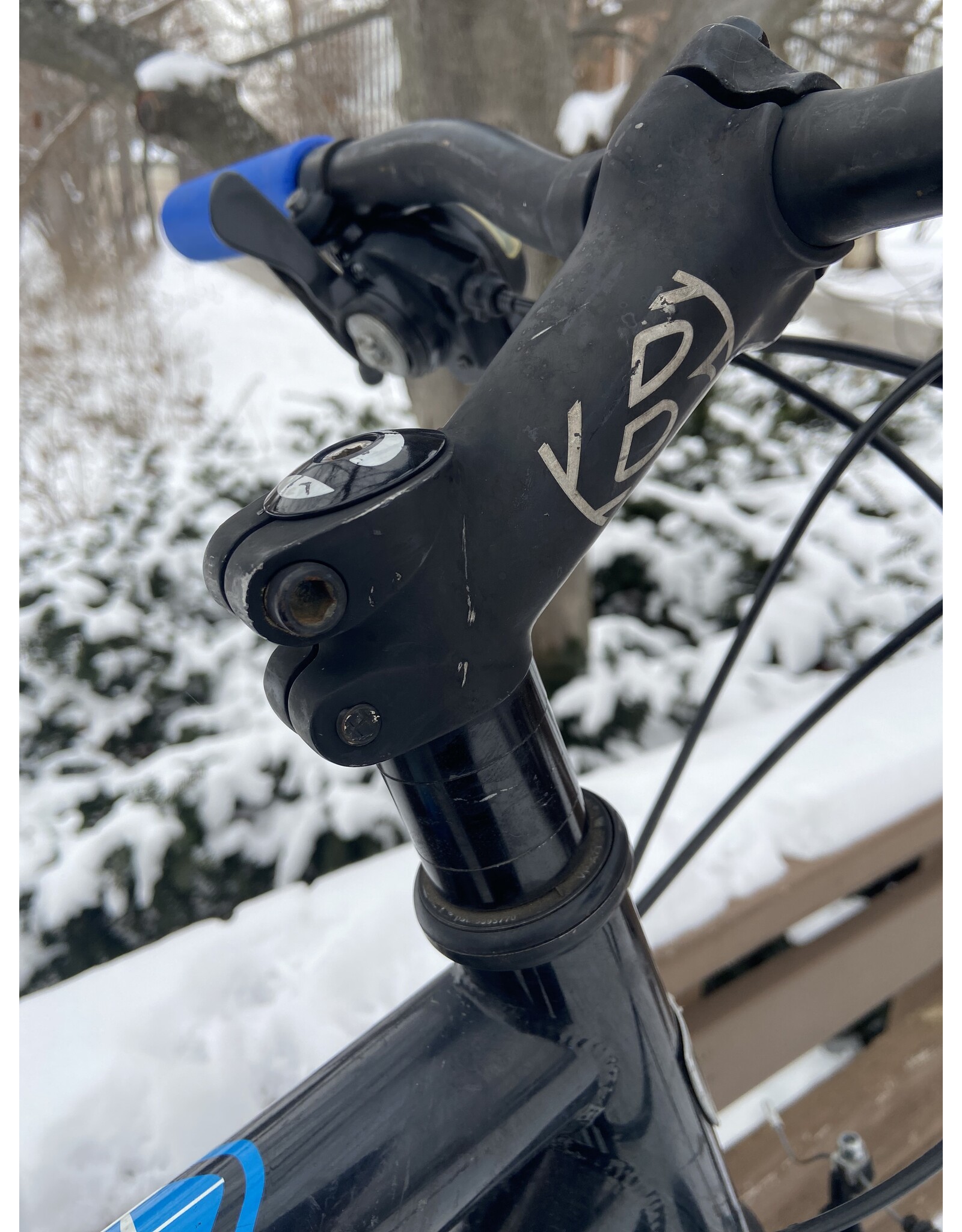 Trek, 820 ST, Black/White/Blue, 17in/M