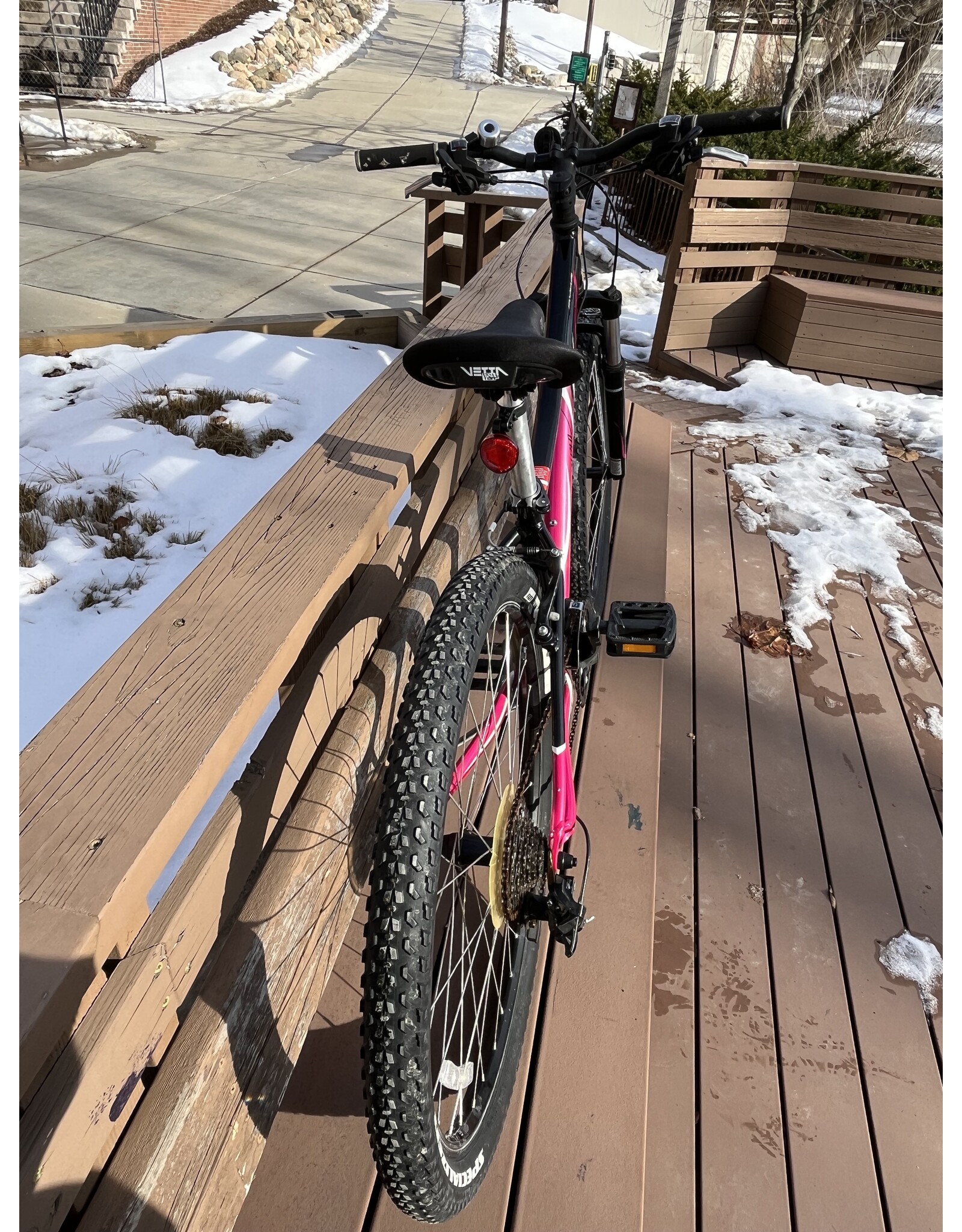 Specialized Myka, Black/Magenta, 13in/XS