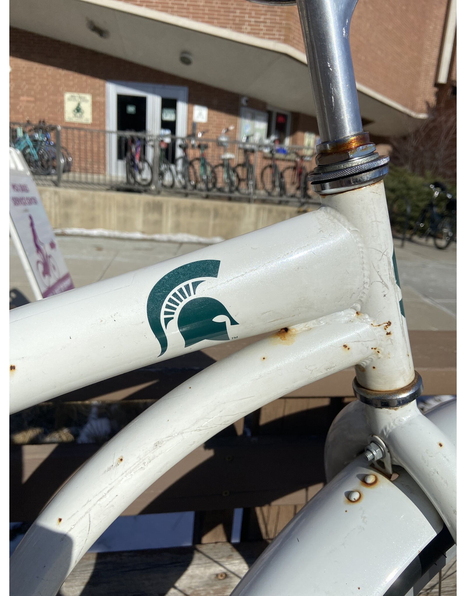 MSU Cruiser, 16 in/M, White