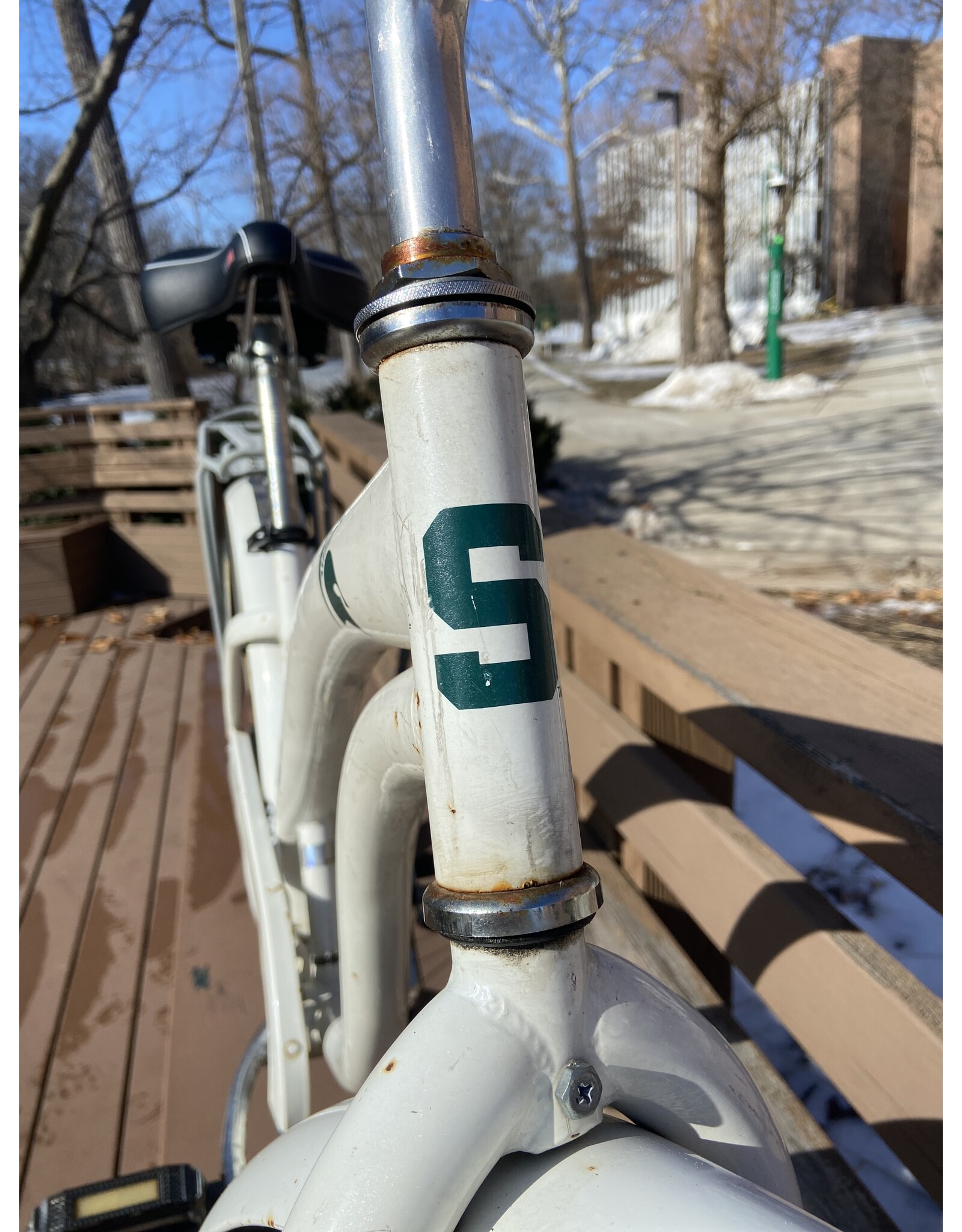 MSU Cruiser, 16 in/M, White