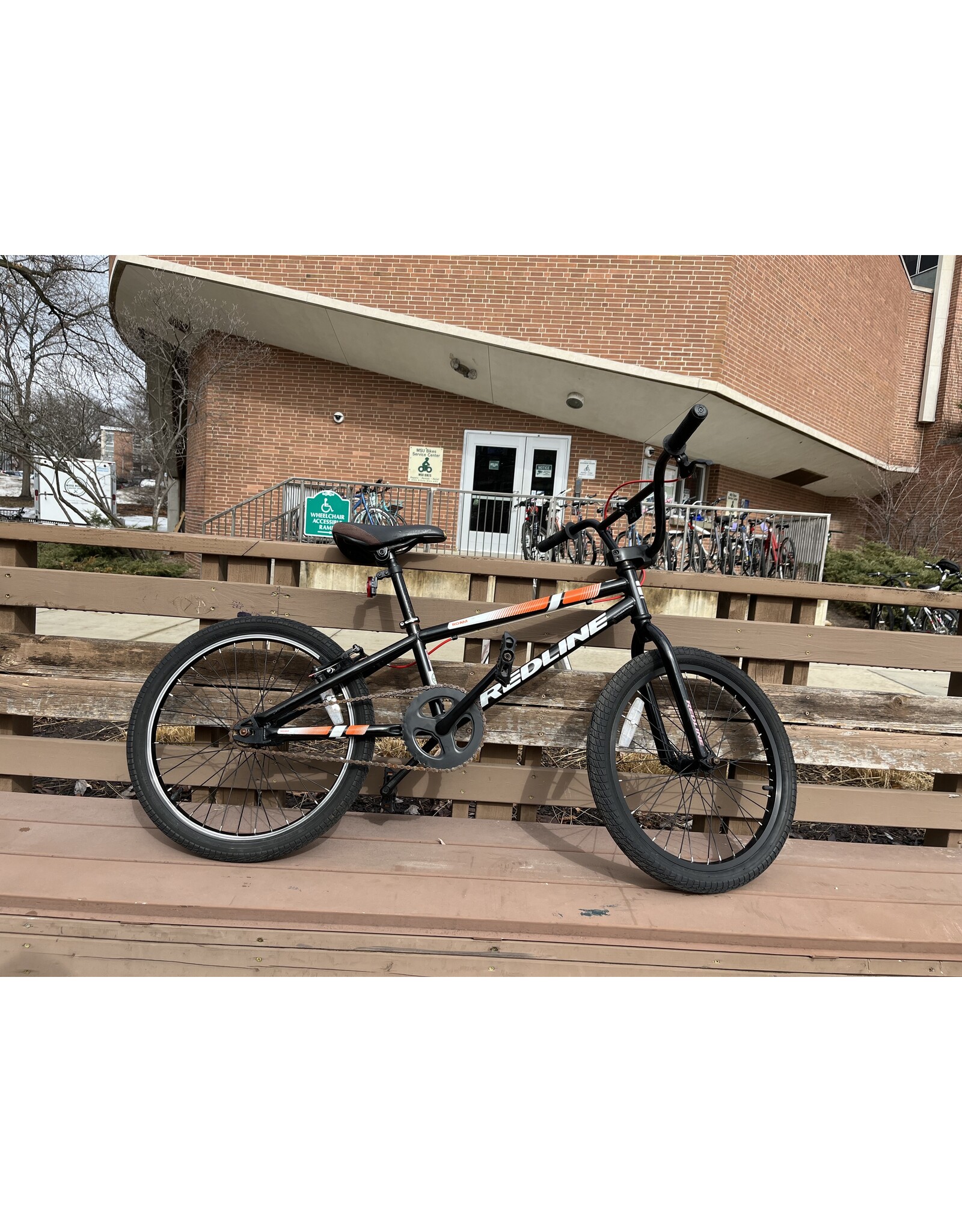 Redline Roam, Orange/Black, 20 in wheels, Small