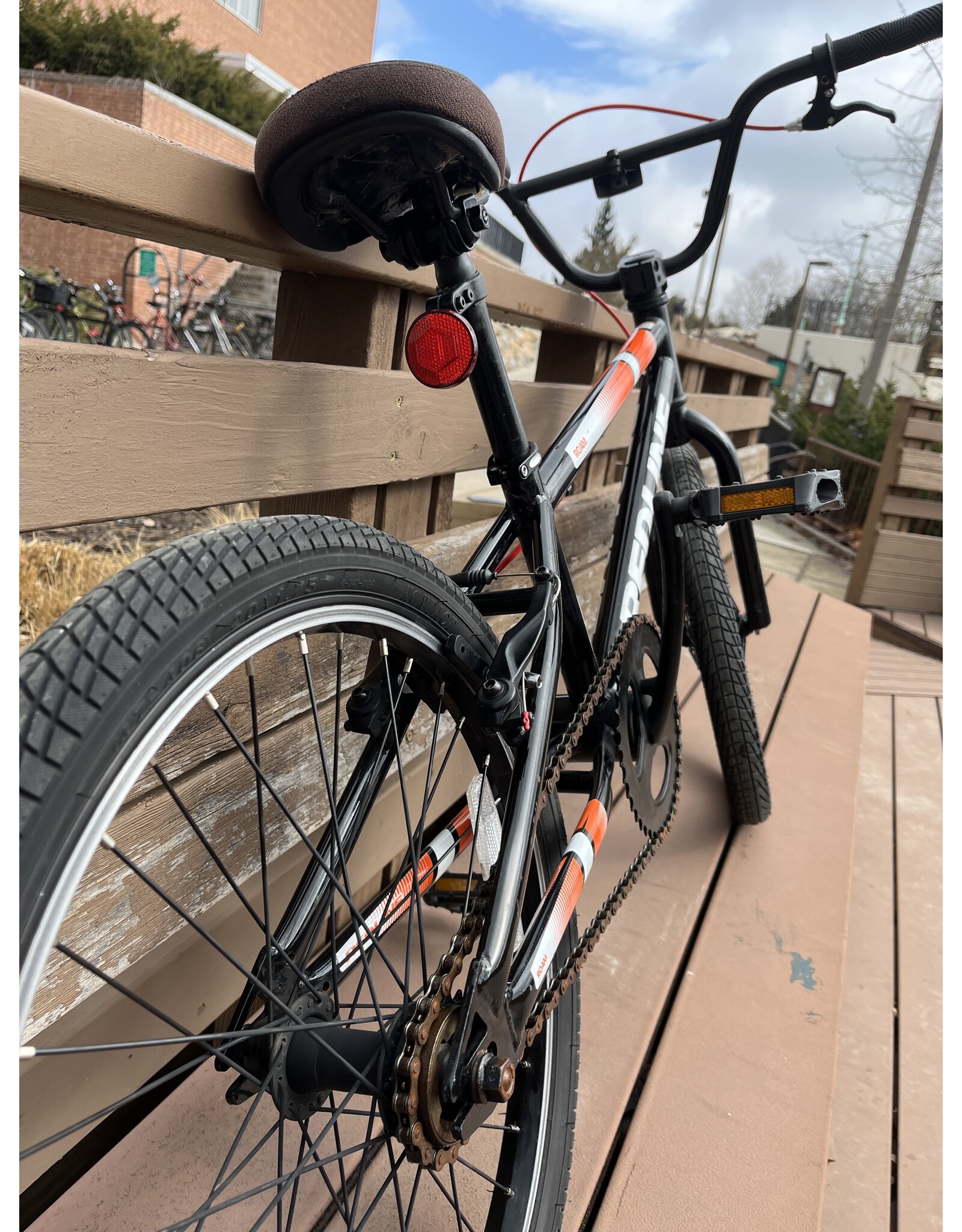Redline Roam, Orange/Black, 20 in wheels, Small